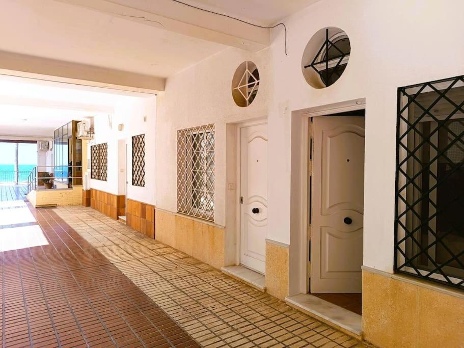 Muy Cerca De La Playa. Primera Linea. Apartment Rota Exterior foto
